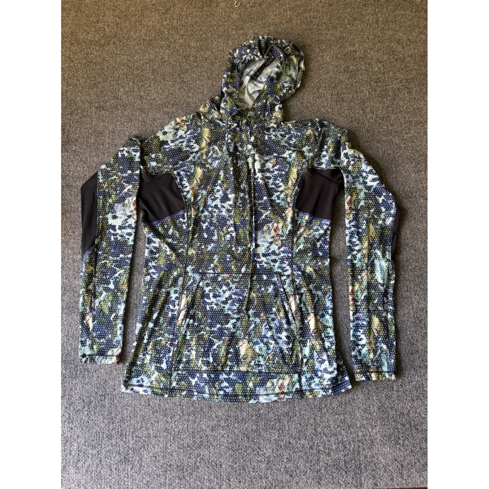 Lululemon women's lightweight floral  hoodie